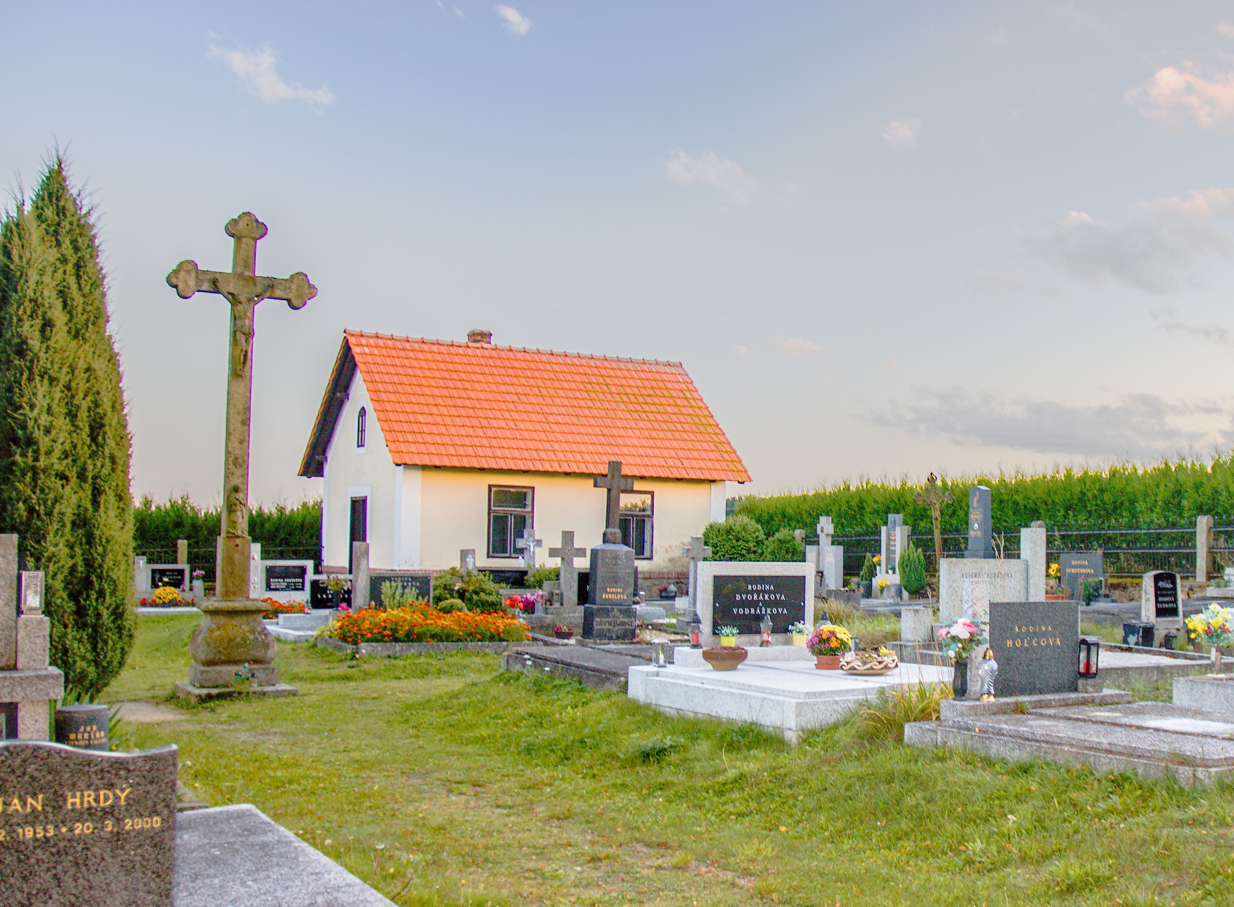 Řád veřejného pohřebiště obce Pleše s účinností od 31. 8. 2021